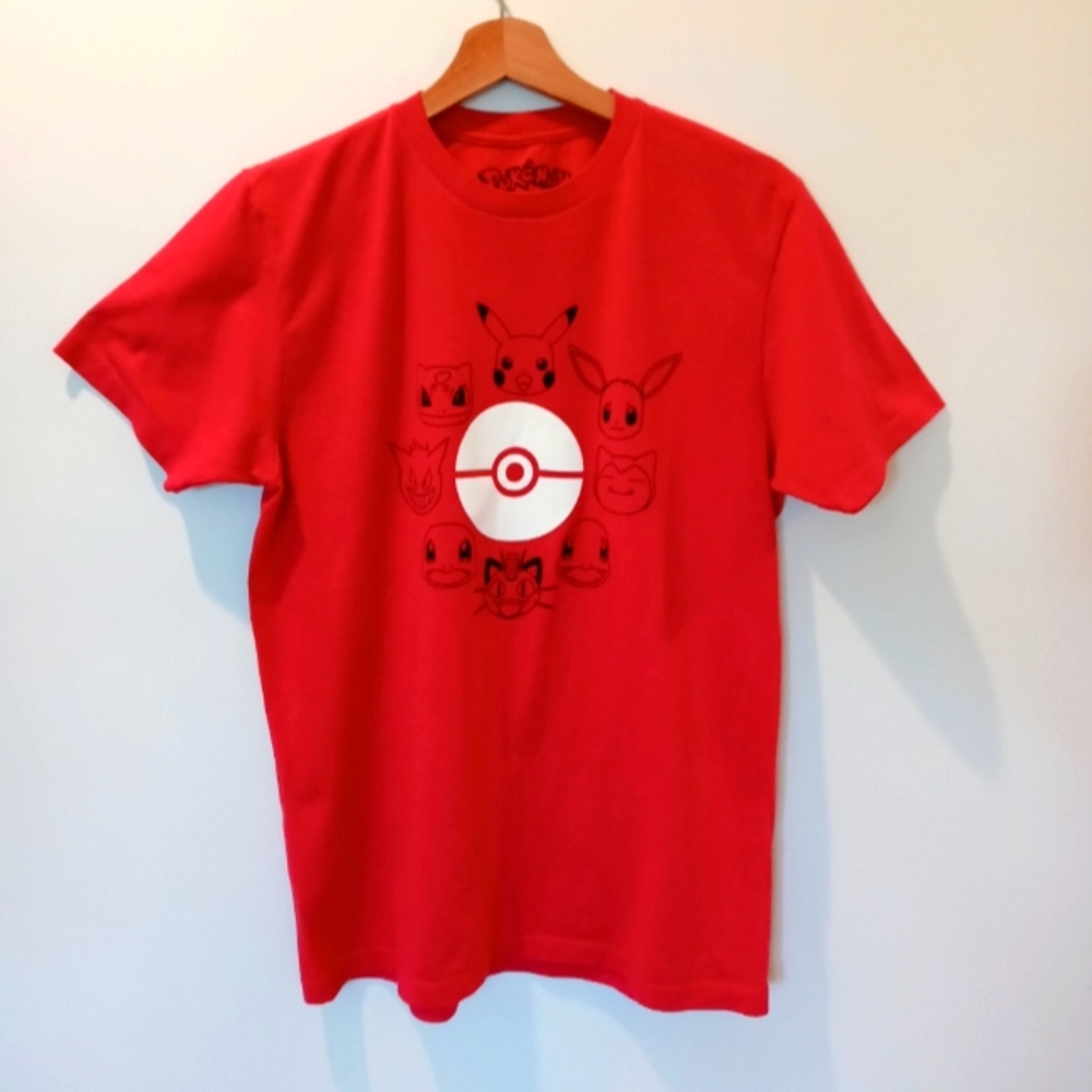 Vintage Pokémon Man's Heather Red Pikachu T-Shirt